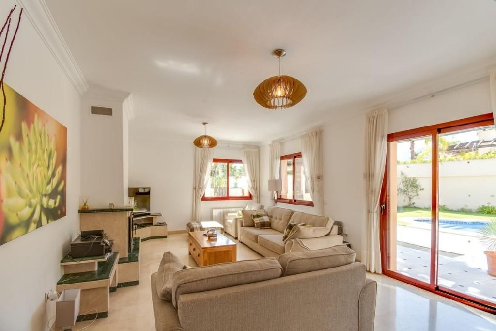 Property photo 2 of 3