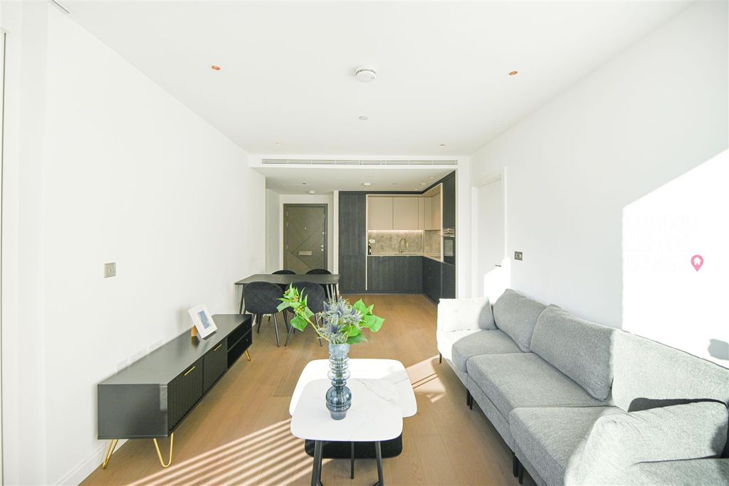 Property photo 2 of 12 111-4.Jpg