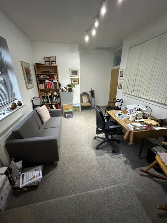 Property photo 2 of 28 Copyright Ninalubman.Com