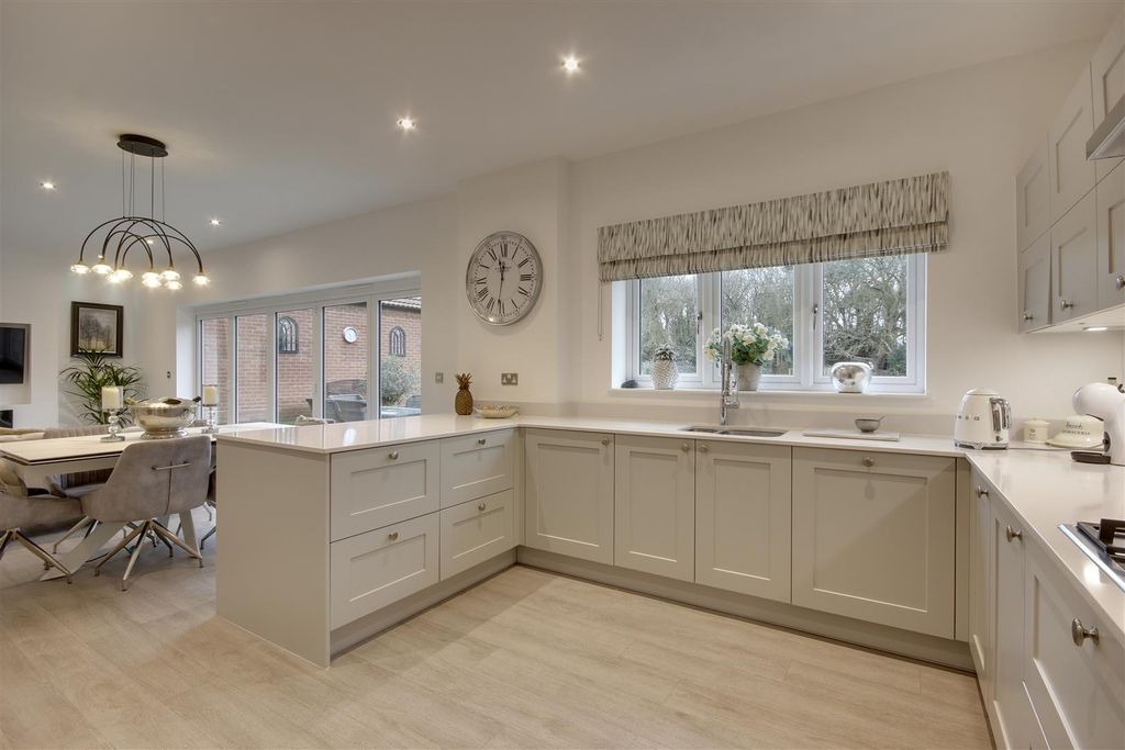 Property photo 2 of 22 Kitchen/Dining/Living