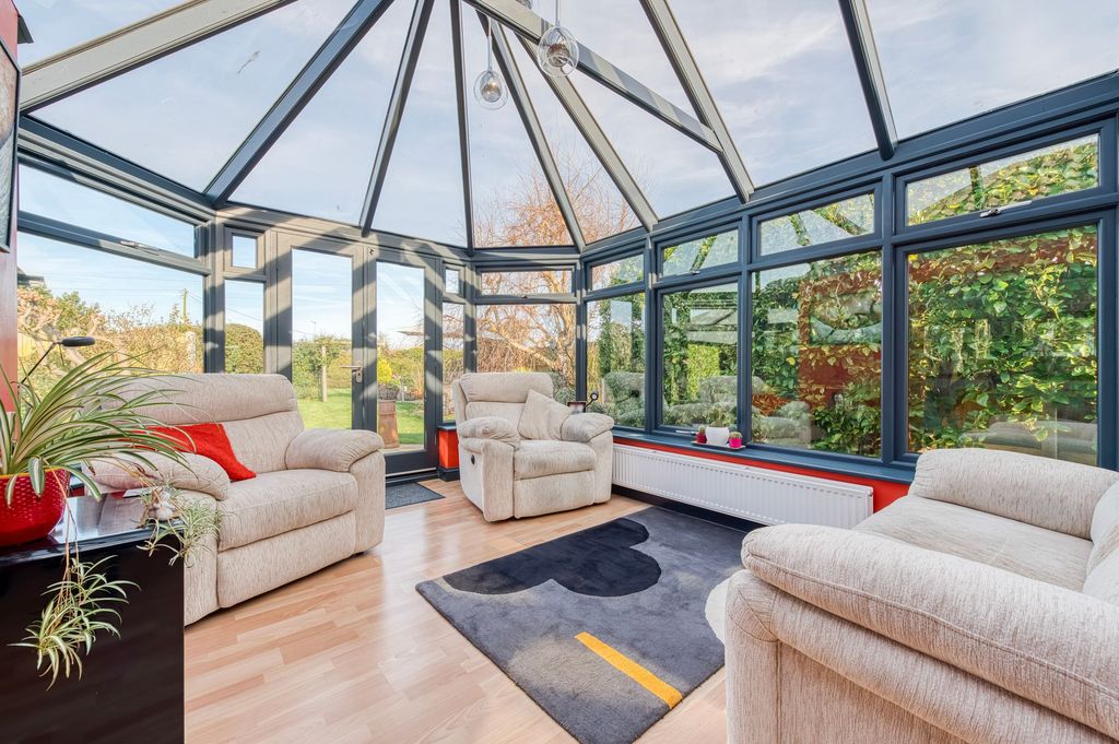 Property photo 3 of 30