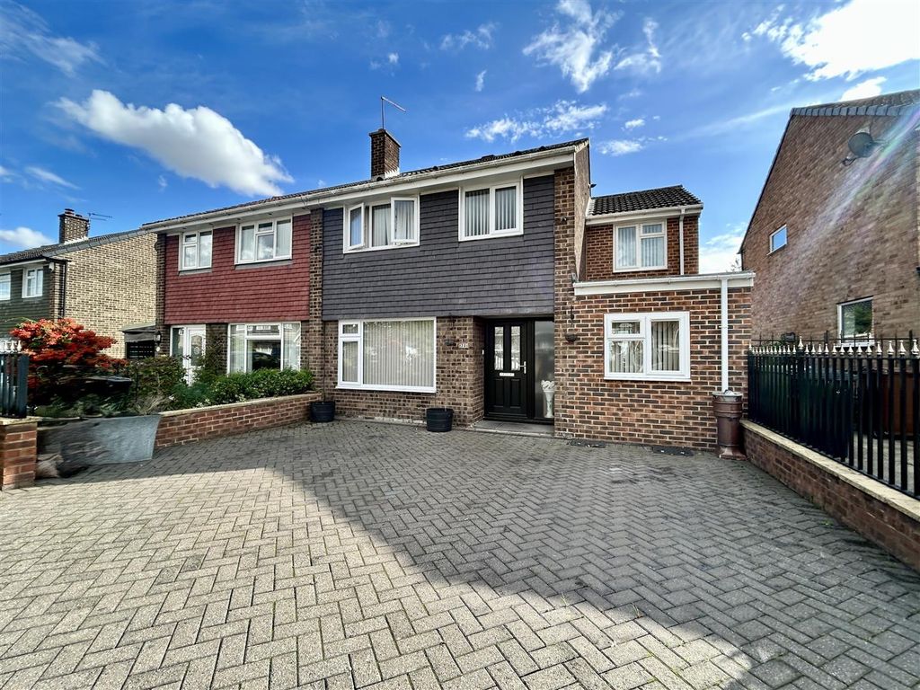 Property photo 1 of 22