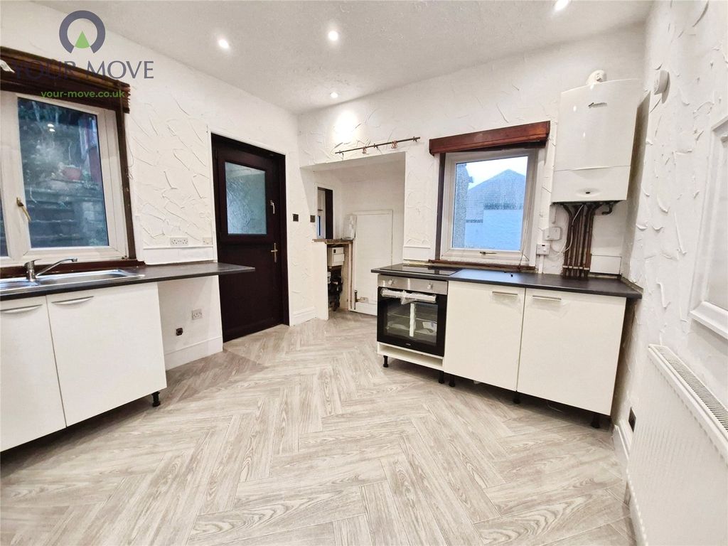 Property photo 3 of 13 Picture No. 08