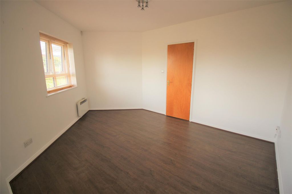 Property photo 2 of 16 Img_4466.Jpg