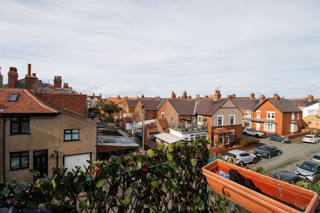 Additional image 8 of 1 bed flat for saleStation Avenue, Filey YO14