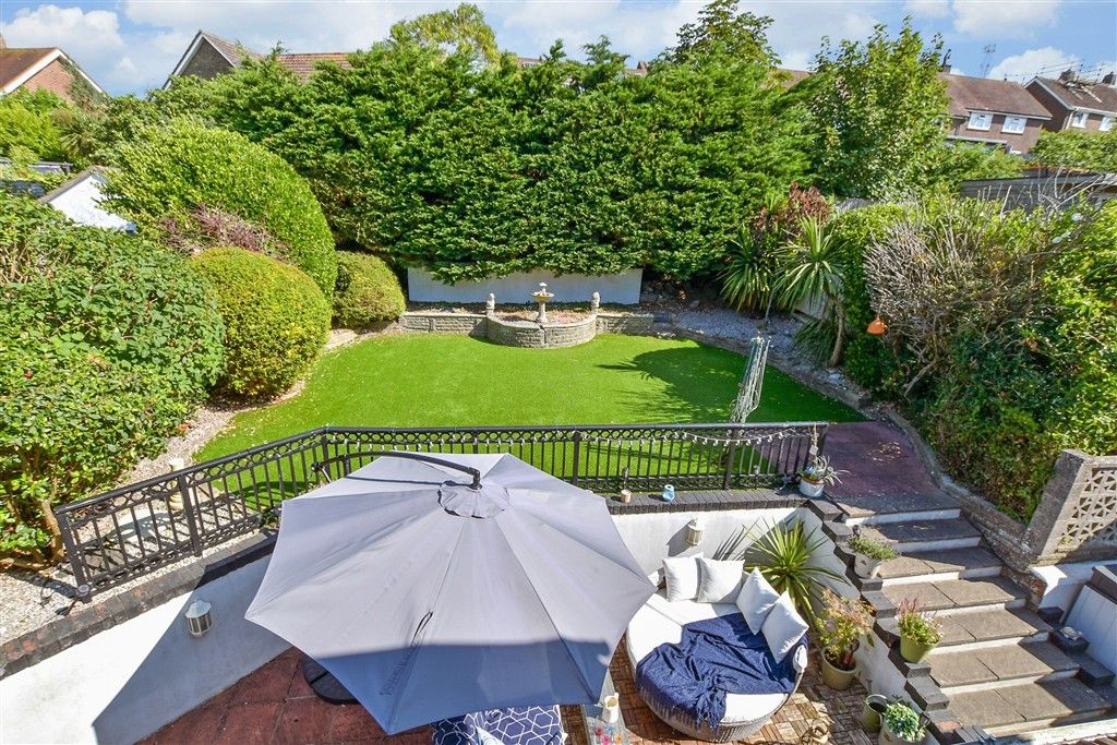 Property photo 1 of 20 Rear Garden