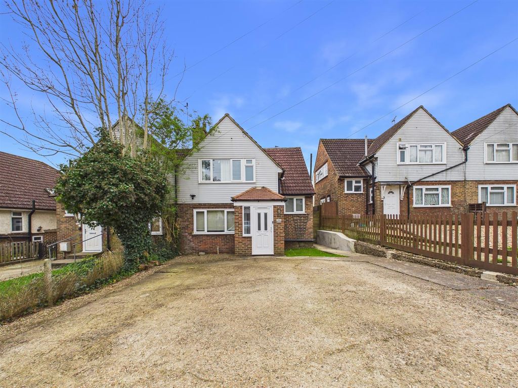 Additional image 22 of 4 bed semi-detached house for saleStar Lane, Coulsdon CR5