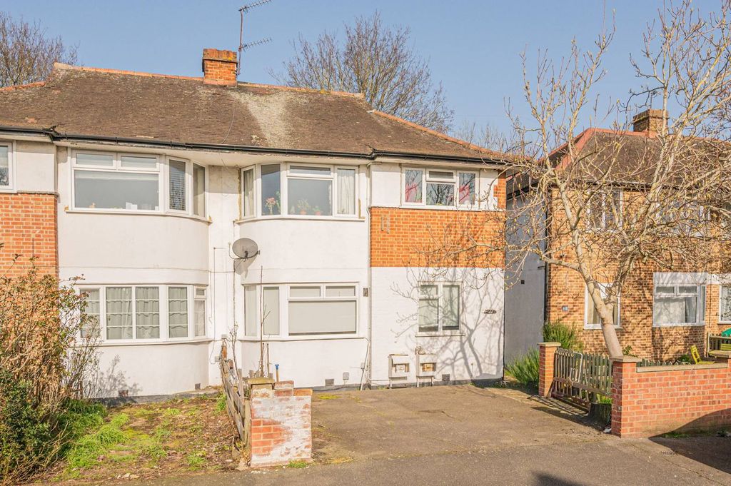 Property photo 2 of 12