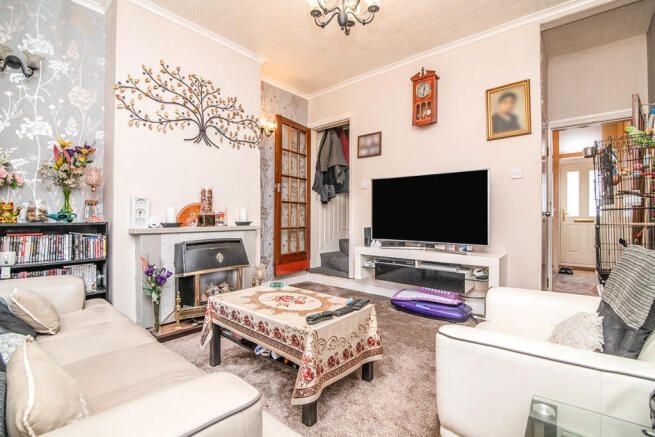 Property photo 3 of 12