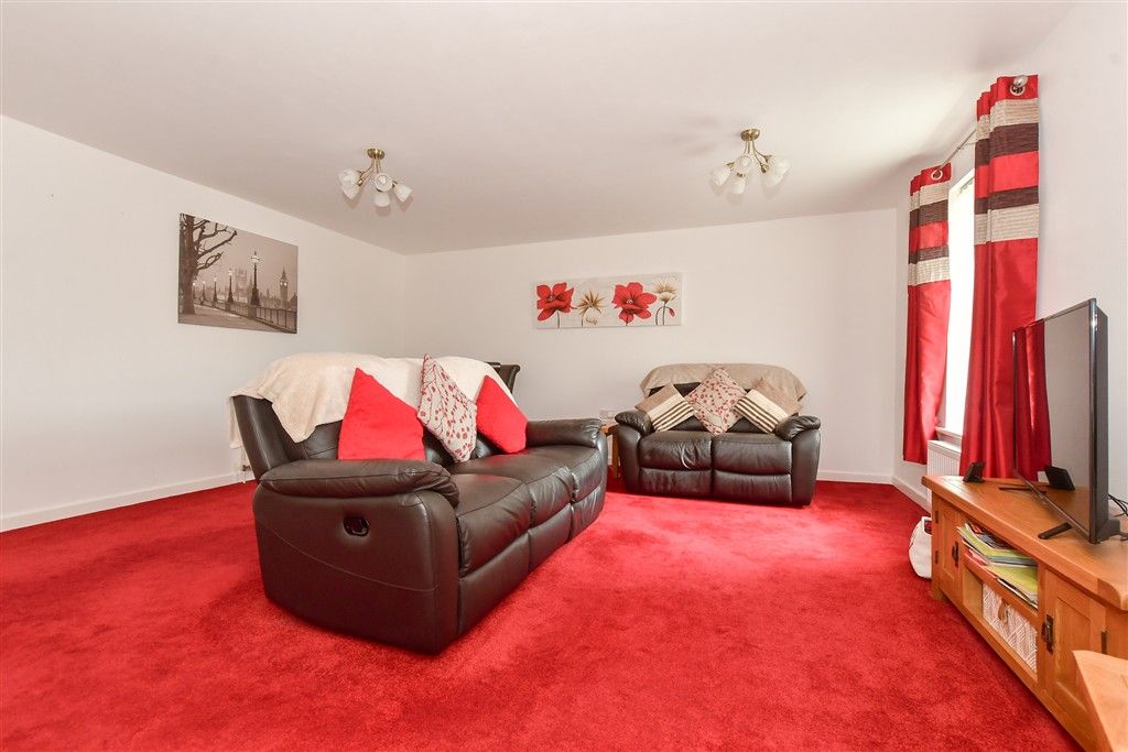 Property photo 3 of 10 Lounge/Diner