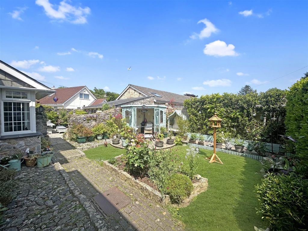 Property photo 2 of 14 Img_9249 (1).Jpg