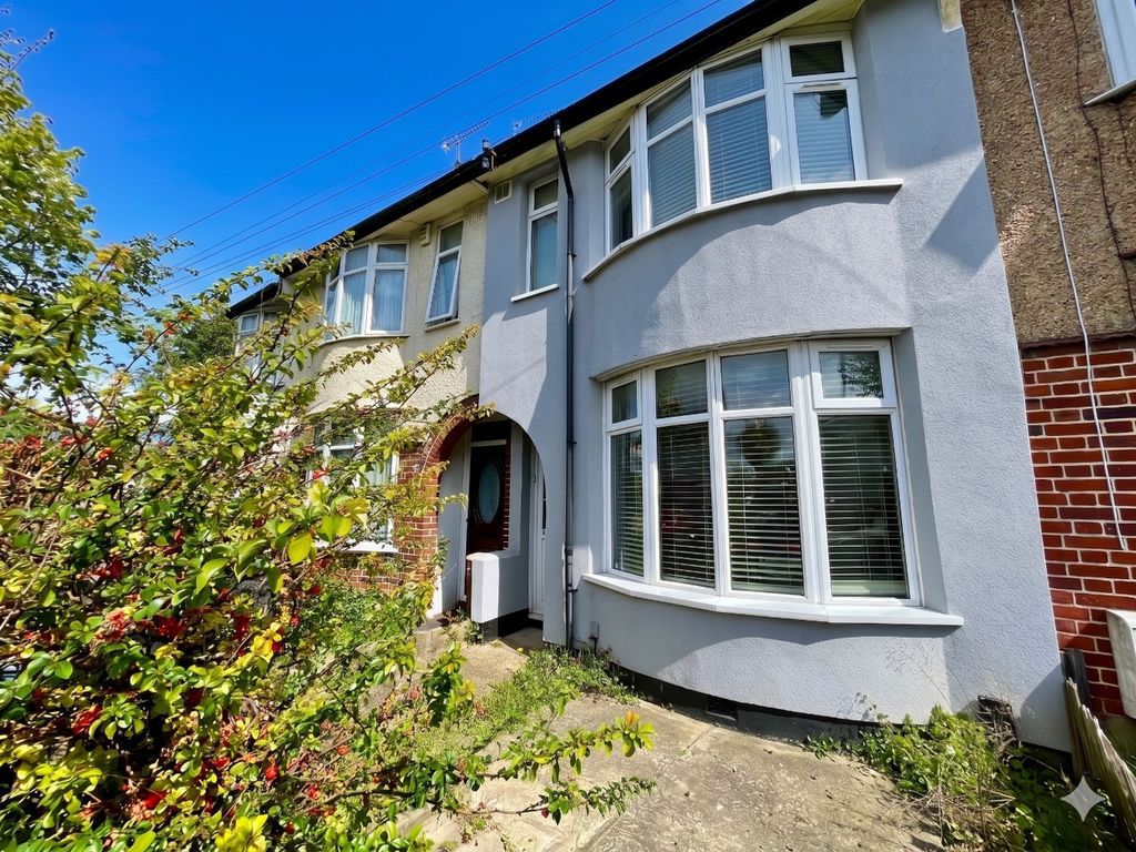 Property photo 1 of 12 5093381