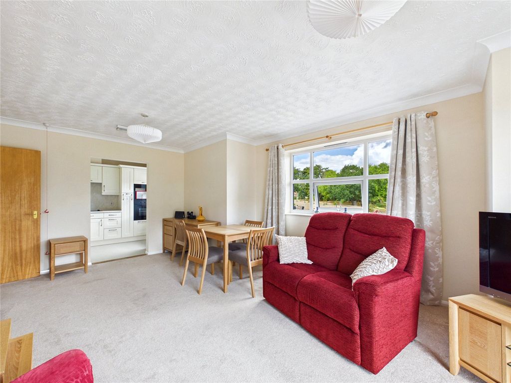 Property photo 2 of 10 Picture No. 02