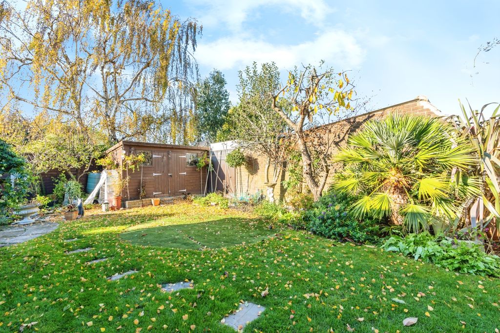 Property photo 2 of 12 Photography