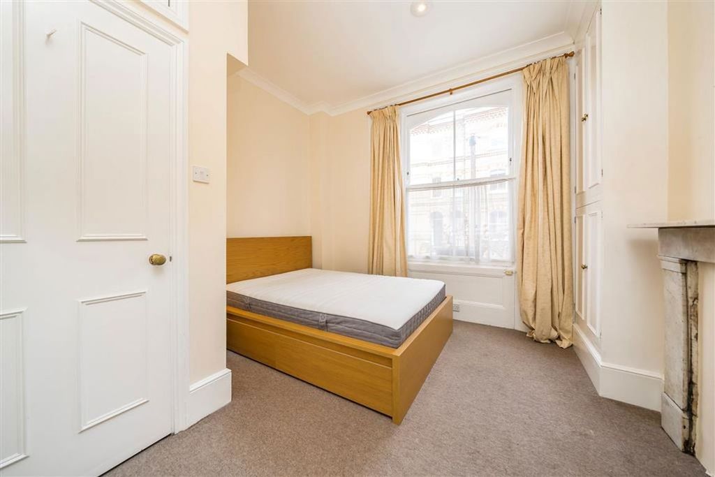Property photo 3 of 4