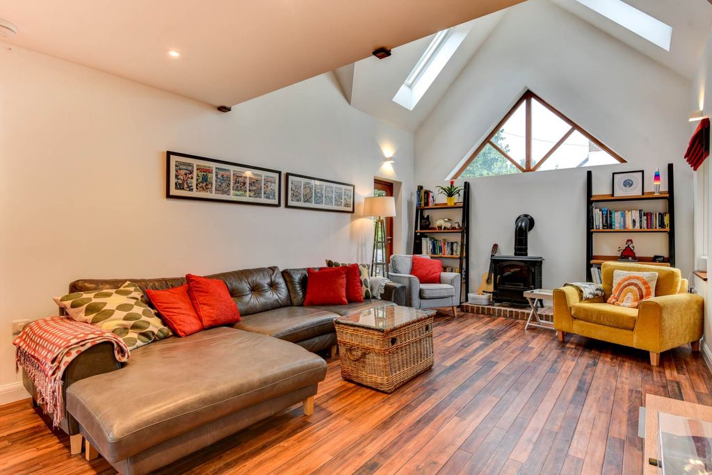 Property photo 1 of 59