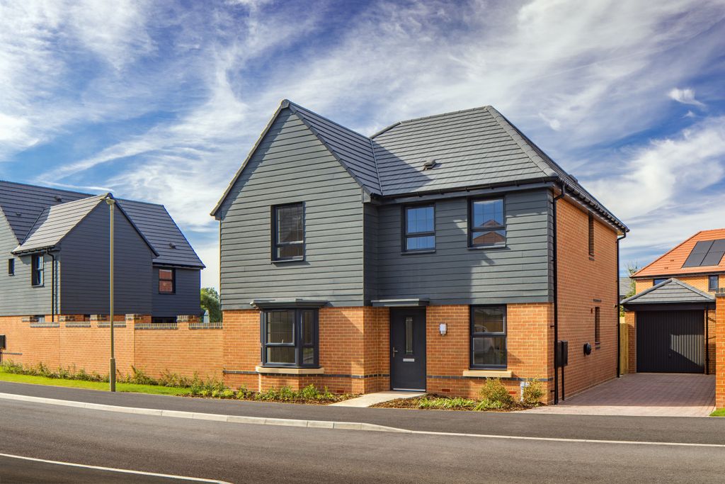Property photo 2 of 10 Skylark External