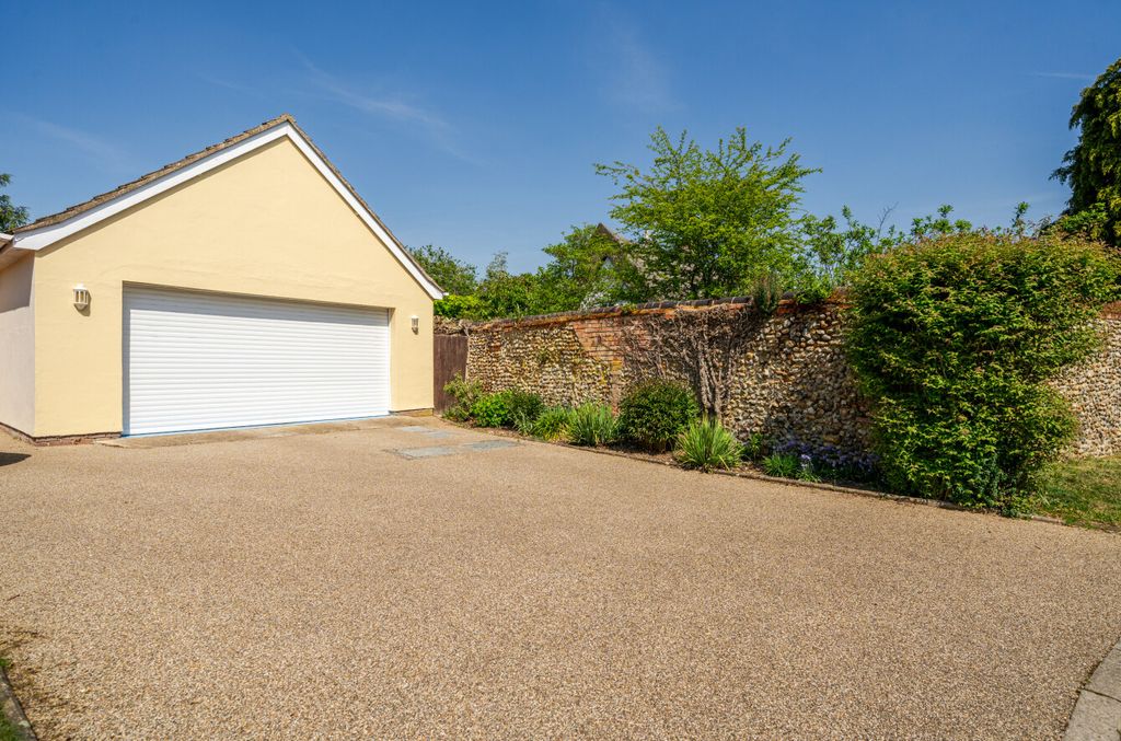 Property photo 3 of 17 1286525 (18)