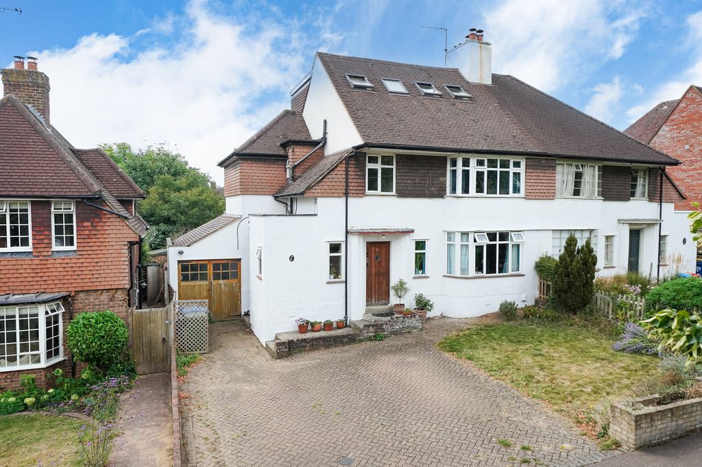 Property photo 1 of 25