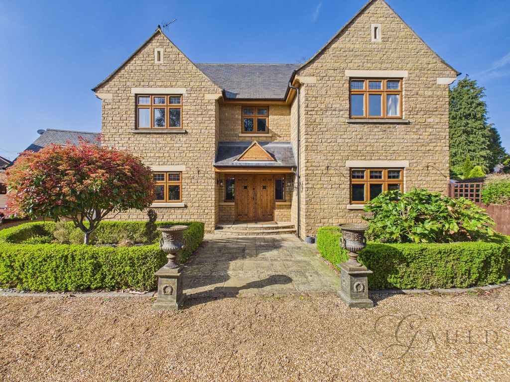 Property photo 1 of 54