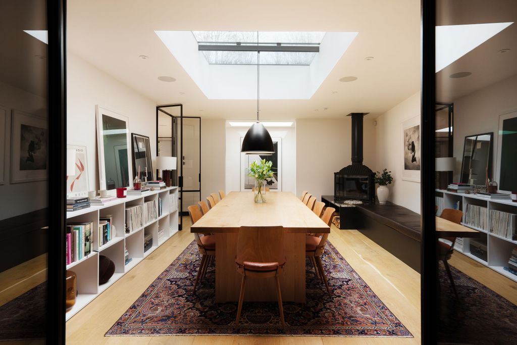 Property photo 3 of 42