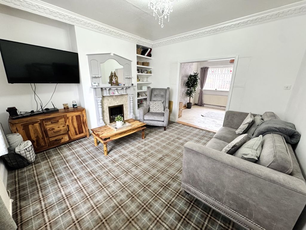 Property photo 2 of 13 Img_3600