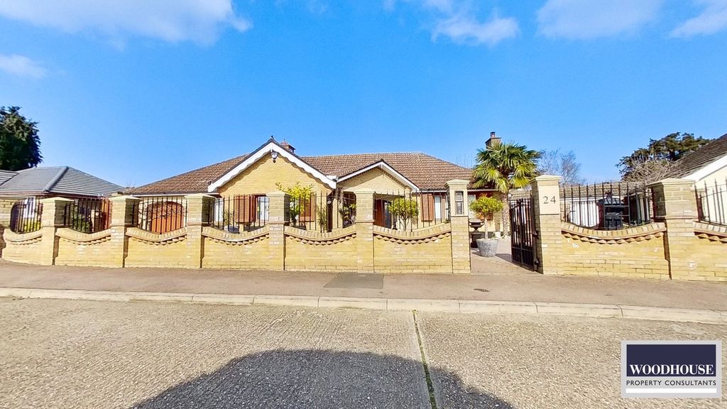 Property photo 1 of 45