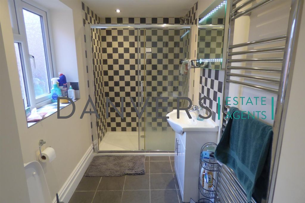 Property photo 2 of 6 P1050787.Jpg