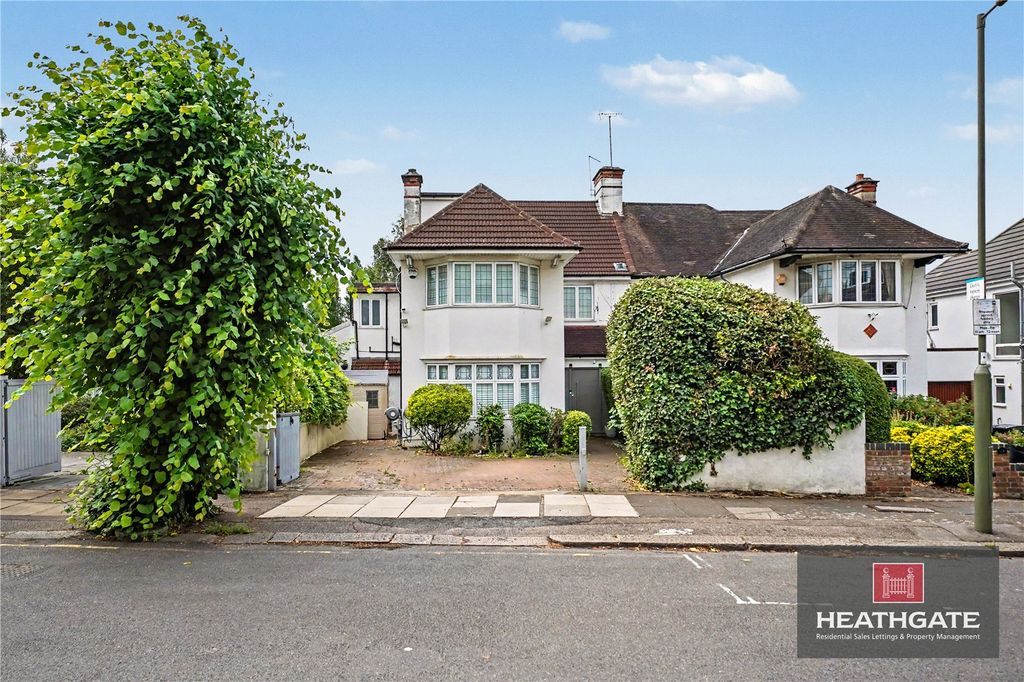 Property photo 2 of 19 Picture-No-51-2