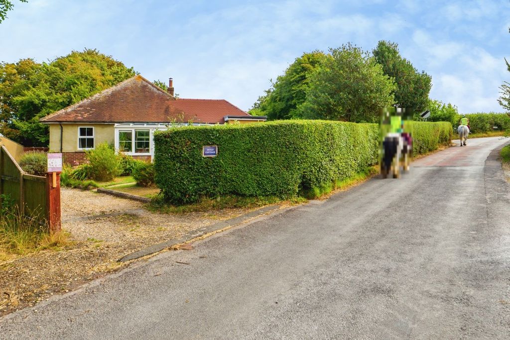 Property photo 1 of 30