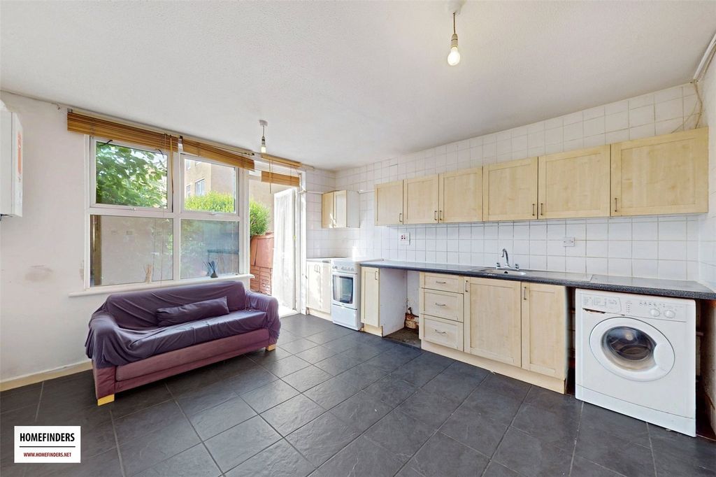 Property photo 2 of 15 Picture No. 06