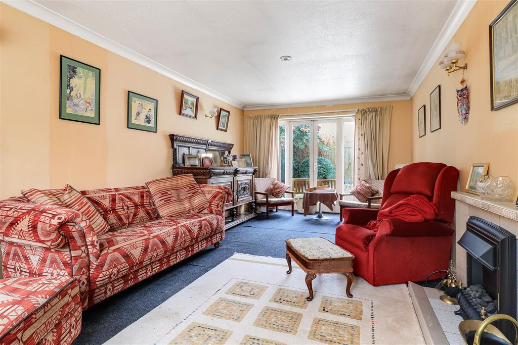 Property photo 2 of 21 Img (1).Jpg