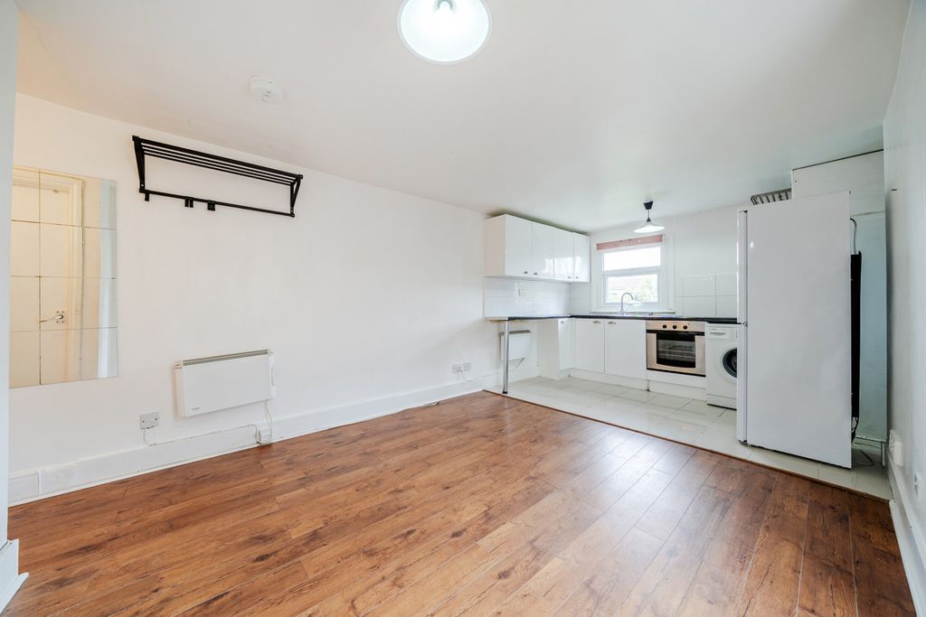 Property photo 2 of 14 1458043-4-6A0c2B7...
