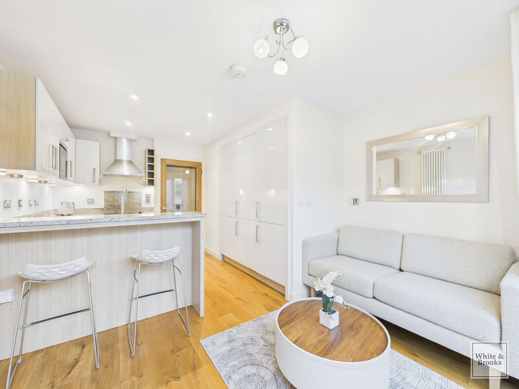 Property photo 3 of 19