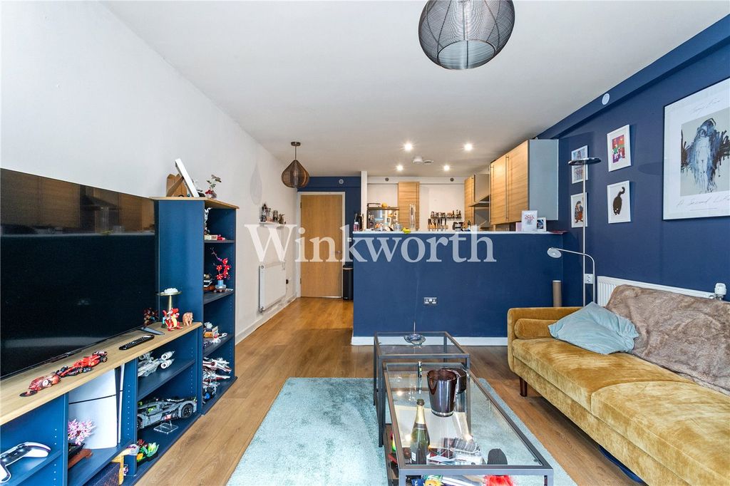 Property photo 3 of 12 Picture No. 22