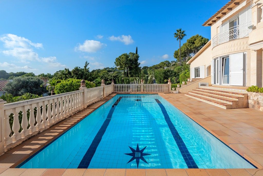 Property photo 2 of 20 Exterior And Pool (2)