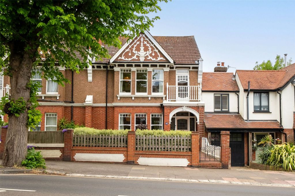 Property photo 1 of 35 Picture 1