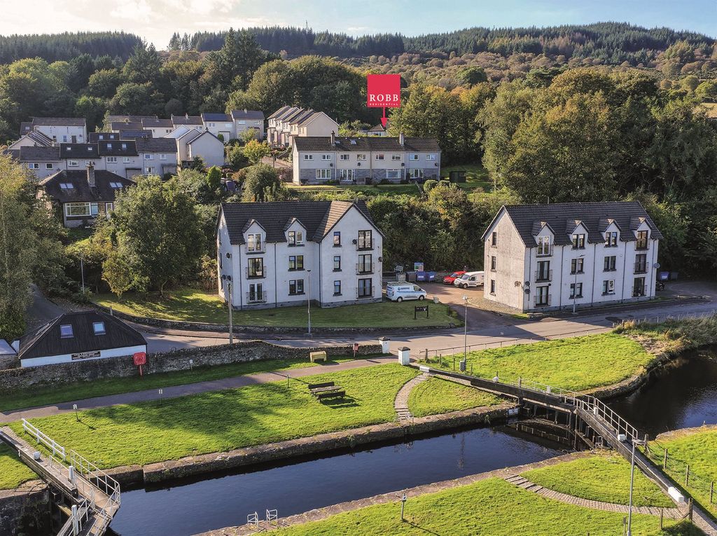 Property photo 2 of 13 Picture No. 15