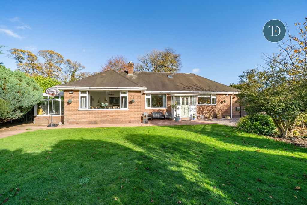 Property photo 1 of 41