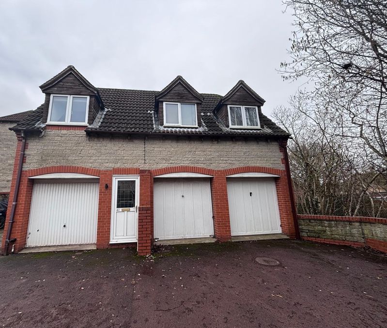 Property photo 1 of 14 Front