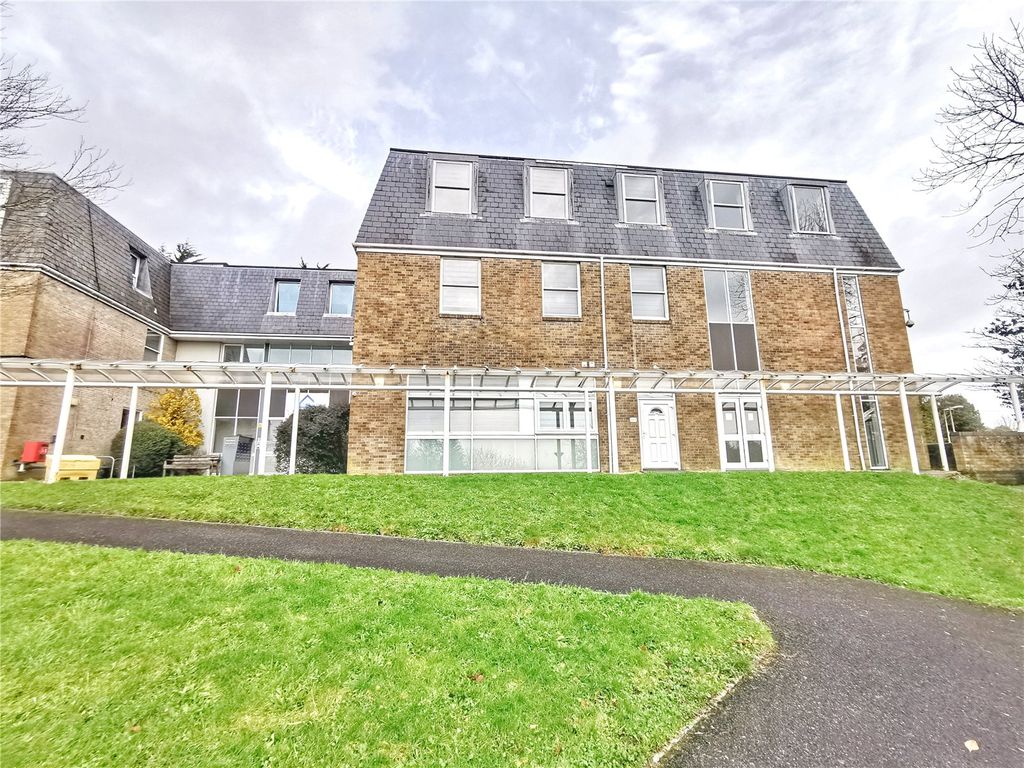 1 bed flat for sale St Austell