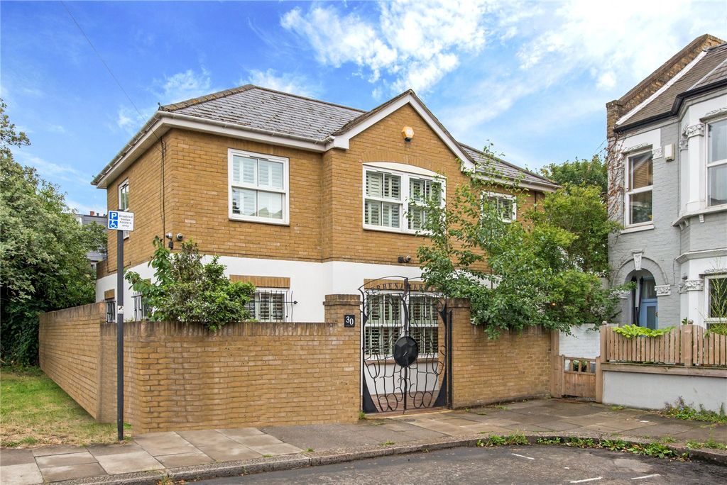 Property photo 3 of 14