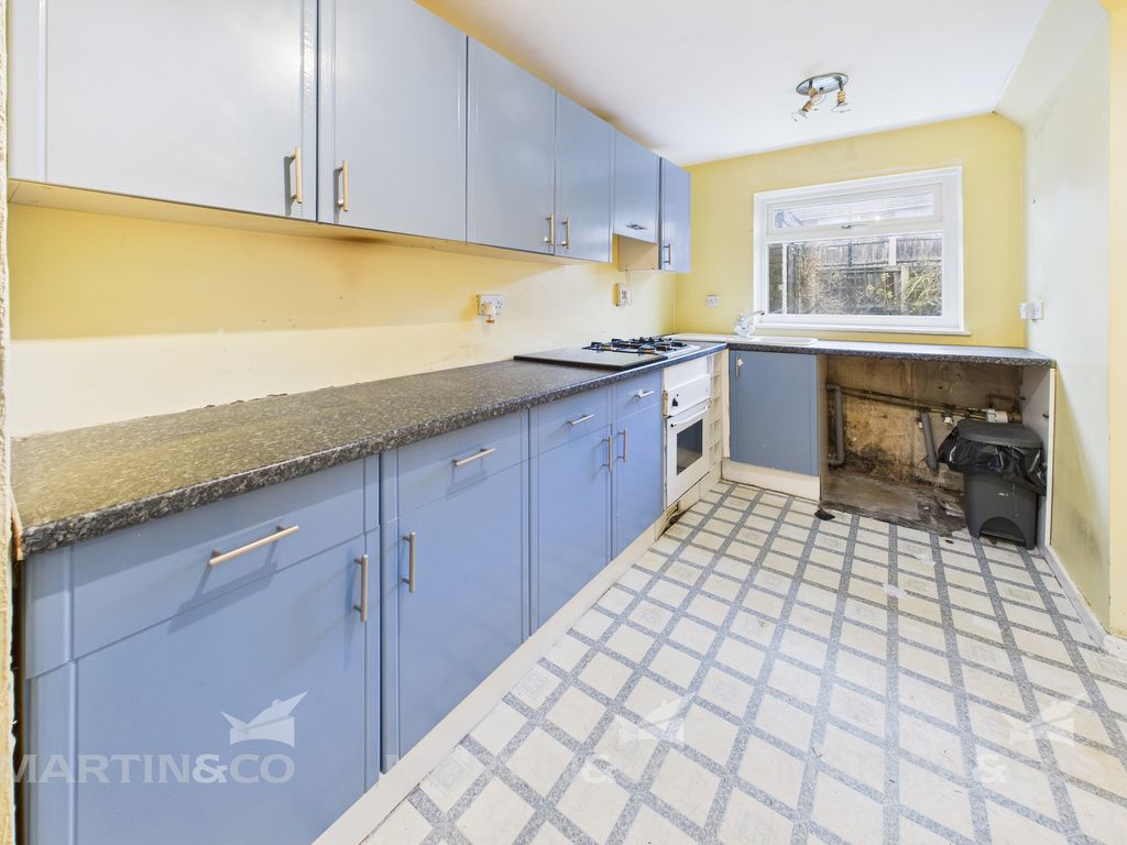 Property photo 3 of 14 Cam02406G0-Pr0564-Still005