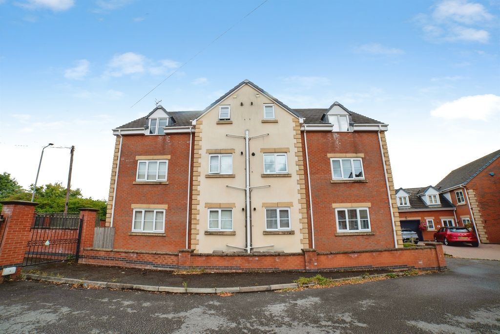 Property photo 1 of 16