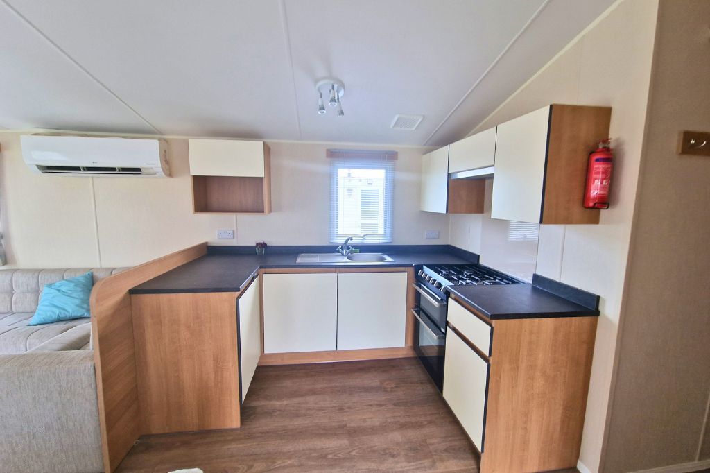 Property photo 3 of 6 3.Jpg