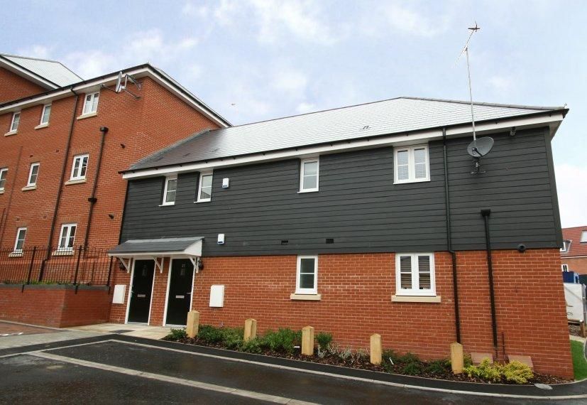 Property photo 1 of 4 Front