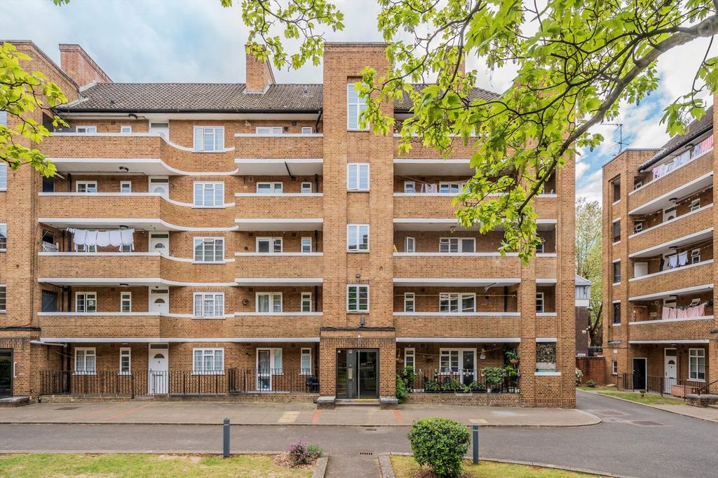 Property photo 1 of 9