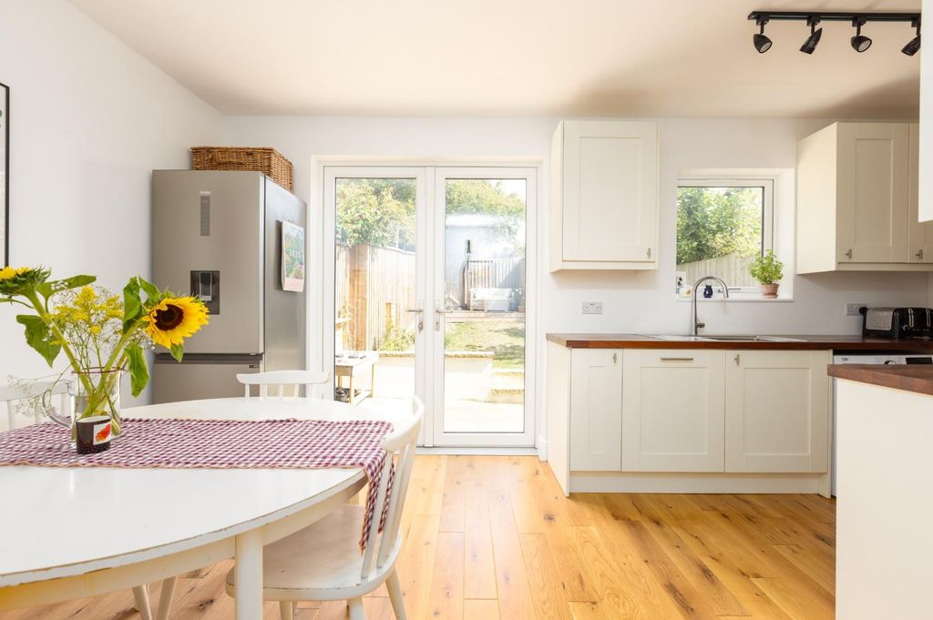Property photo 1 of 23 89 Cotswold Road, Bs3-21.Jpg