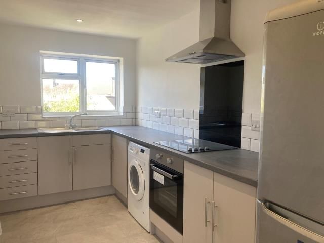 Property photo 1 of 2 Kitchen