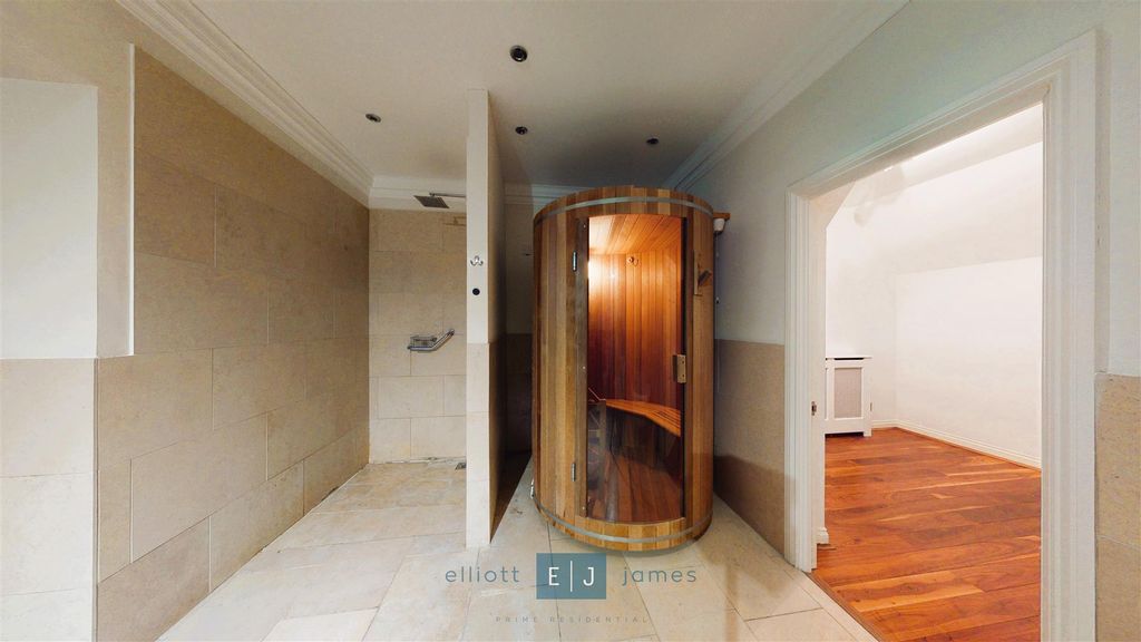 Additional image 10 of 4 bed flat to rentHill Hall, Theydon Mount, Epping CM16